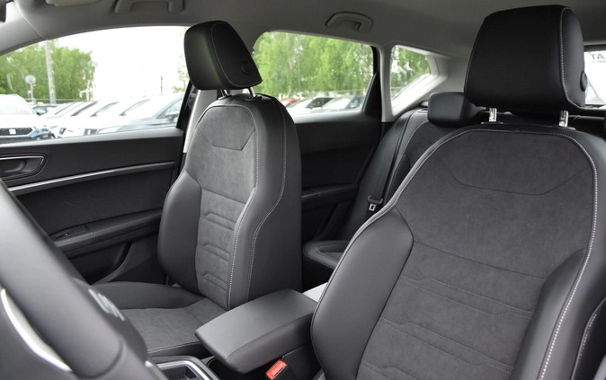 Seat Ateca cena 140500 przebieg: 1, rok produkcji 2024 z Krobia małe 596